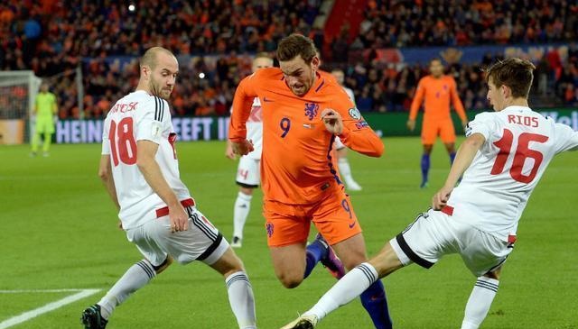 荷兰队在国际赛场上火力全开