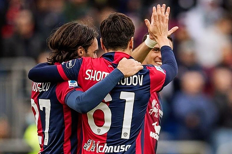 关于萨索洛主场大胜卡利亚里,保持胜势的信息 关于萨索洛主场大胜卡利亚里,保持胜势的信息