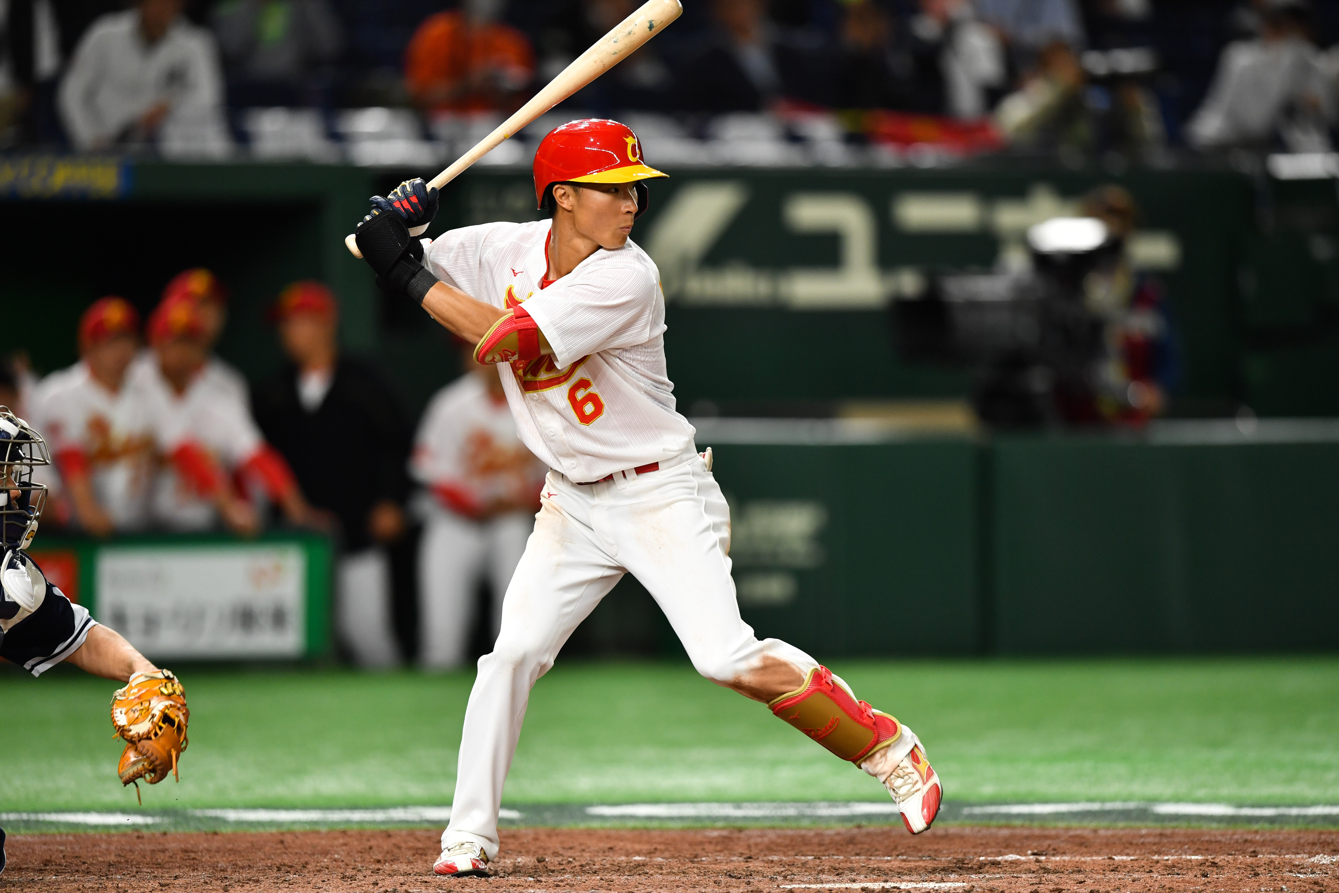 棒球决赛震撼开打,巅峰对决引爆全场 棒球决赛震撼开打,巅峰对决引爆全场