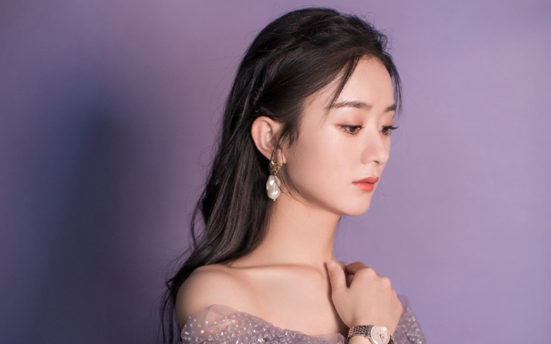 黄蜂毒刺刺破天山风雪，伦纳德的杀戮艺术与鏖战密码